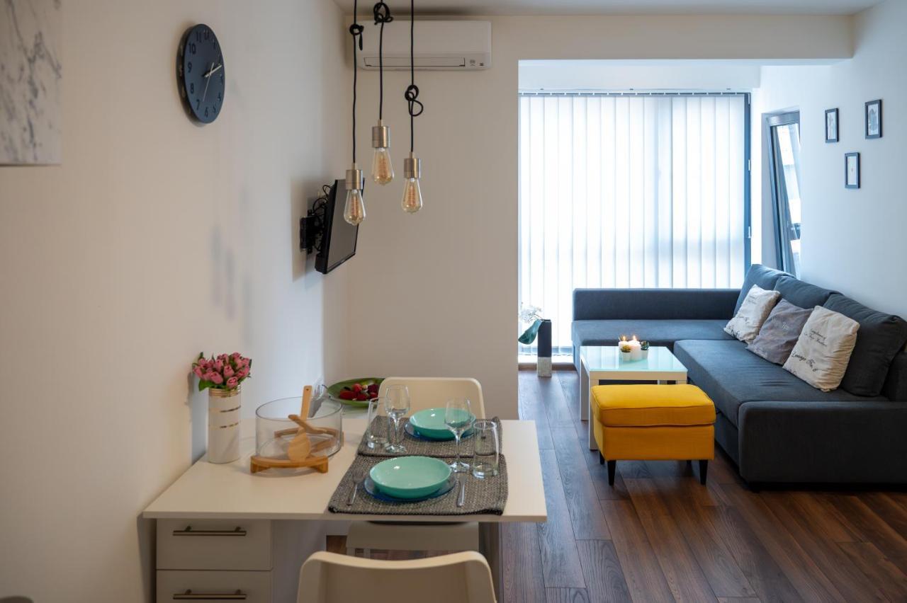 Bright Studio In The City Center 소피아 외부 사진
