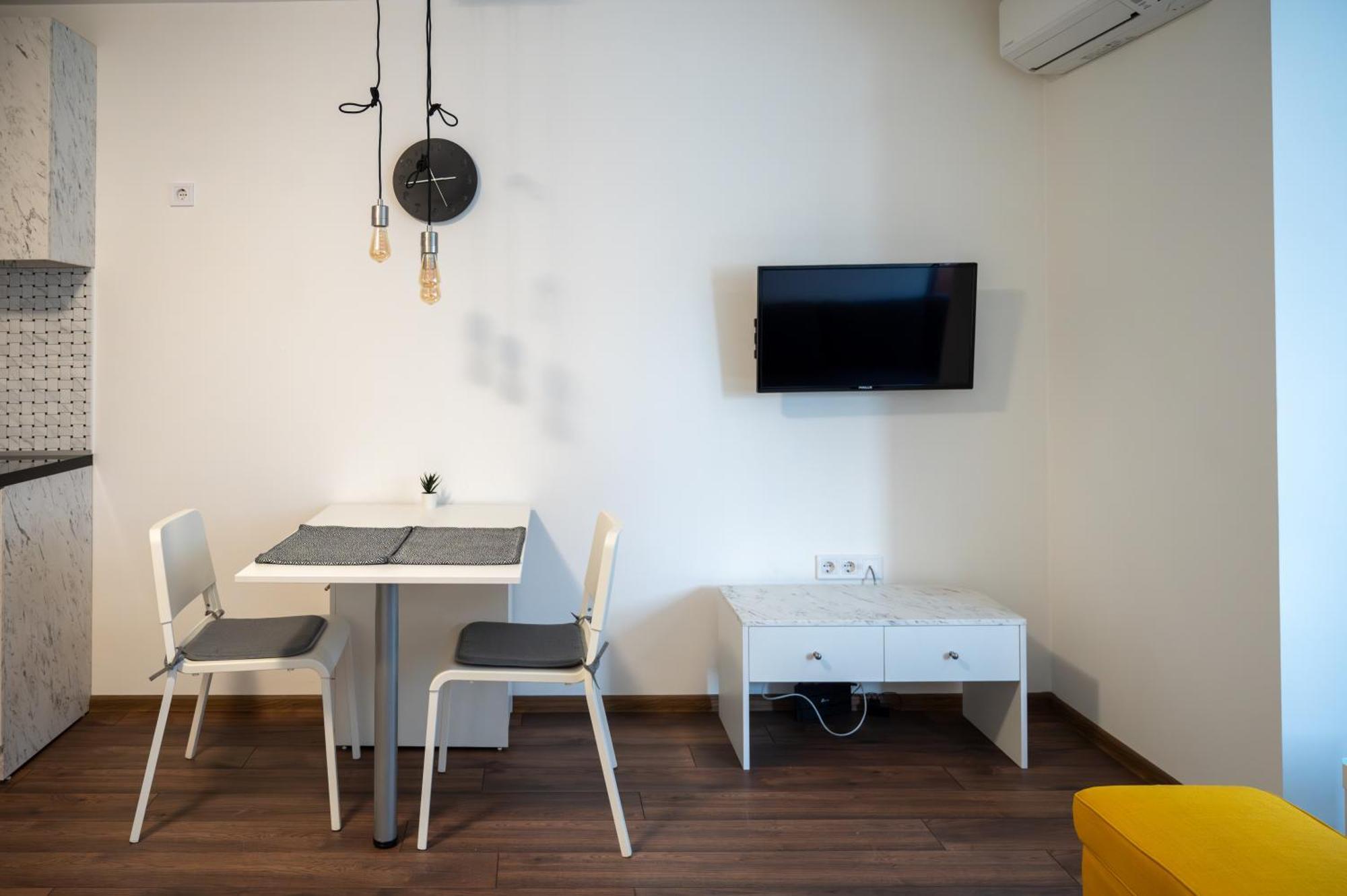Bright Studio In The City Center 소피아 외부 사진