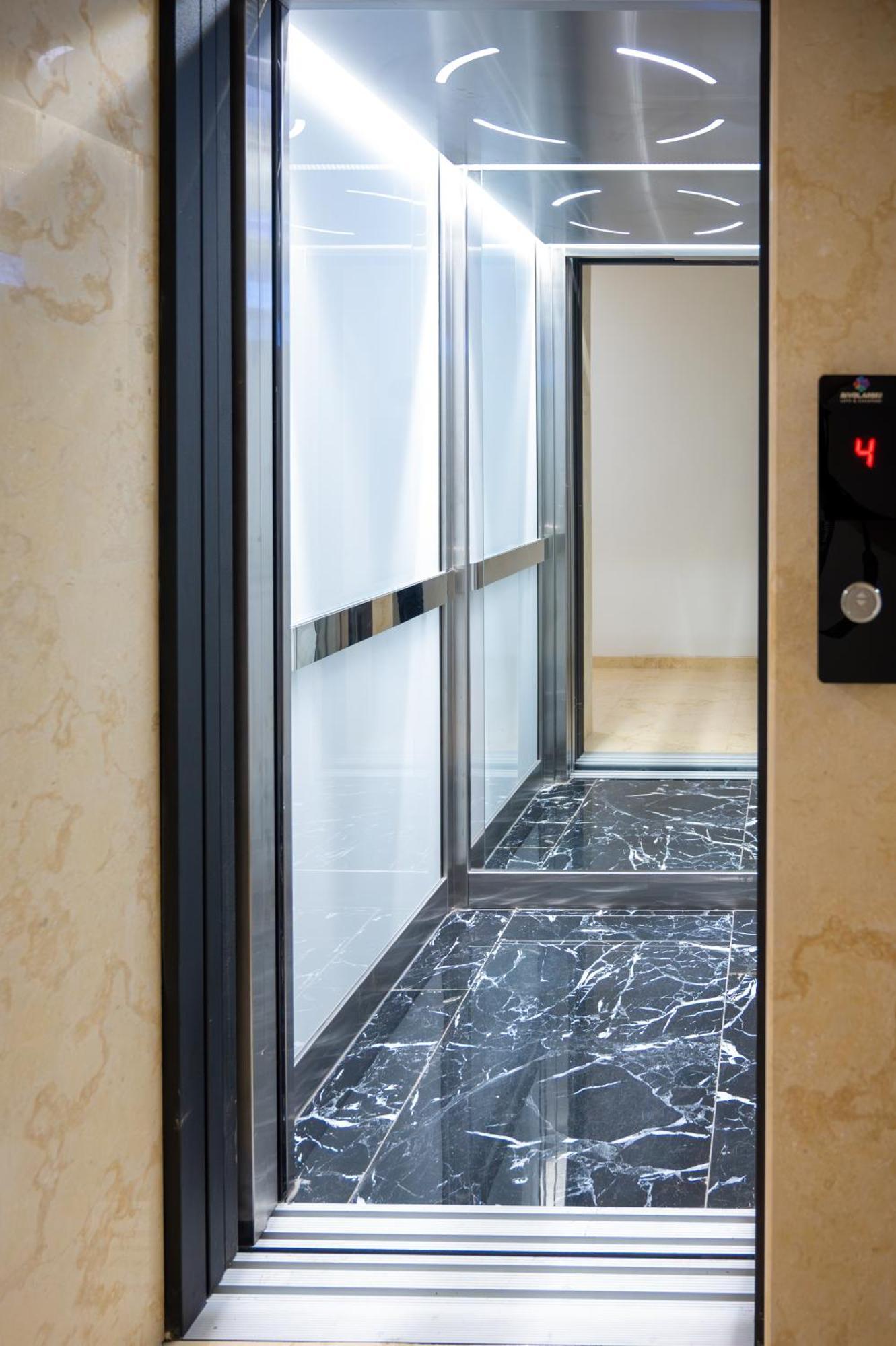 Bright Studio In The City Center 소피아 외부 사진