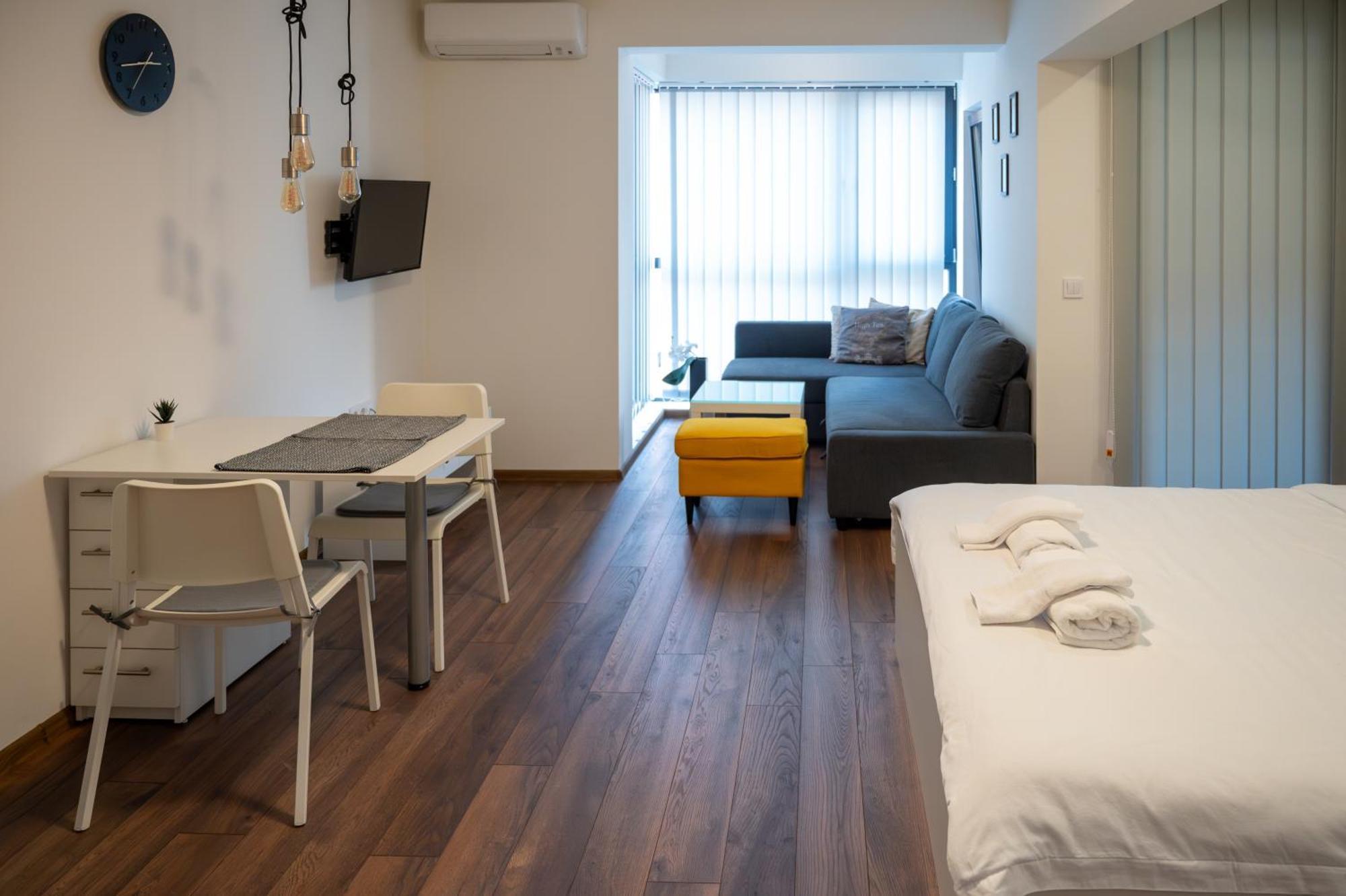 Bright Studio In The City Center 소피아 외부 사진