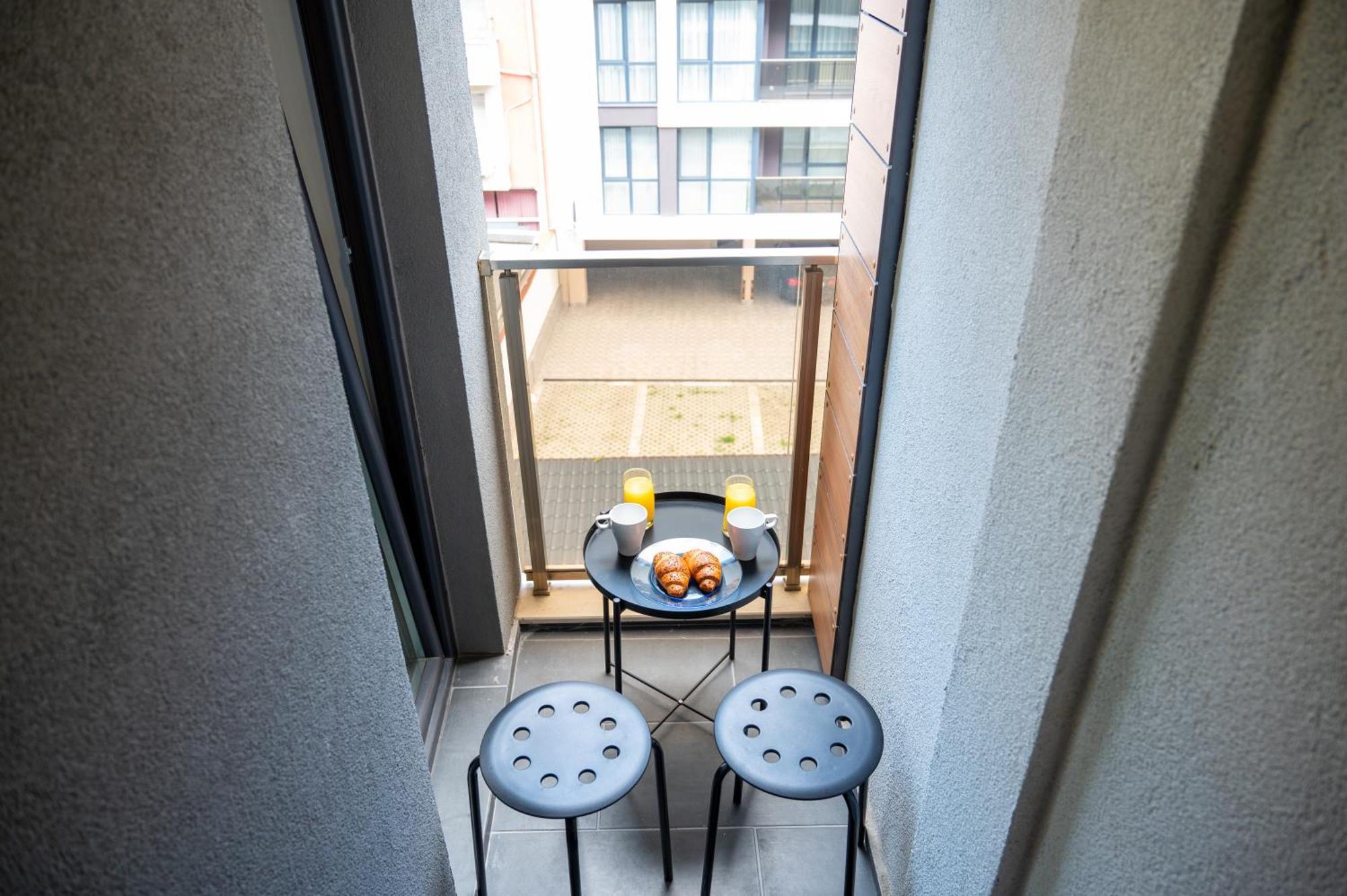 Bright Studio In The City Center 소피아 외부 사진